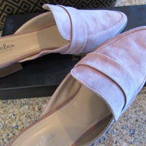 Charles by Charles David Shoes